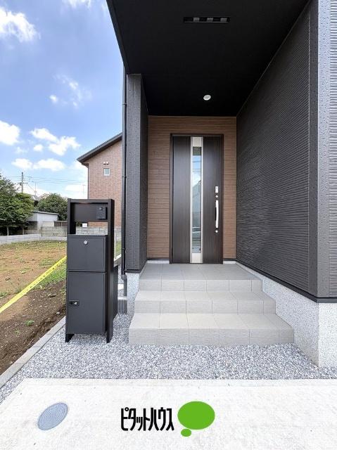リナージュネクスジー東大和市南街3丁目第1期全2棟　2号棟 玄関