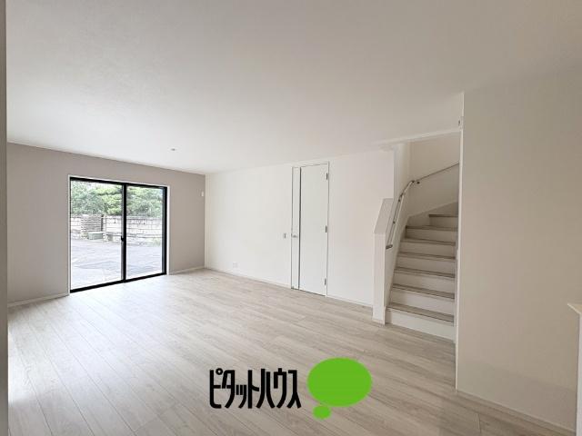 FiT東村山市青葉町2期全2棟　1号棟 リビング