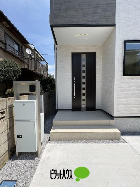 リナージュ小平仲町第1期 玄関