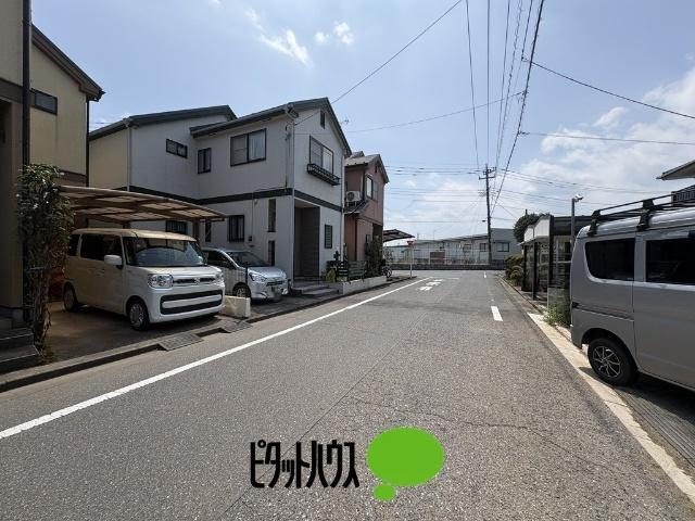 瑞穂西松原2期全3棟　C号棟 前面道路含む現地写真