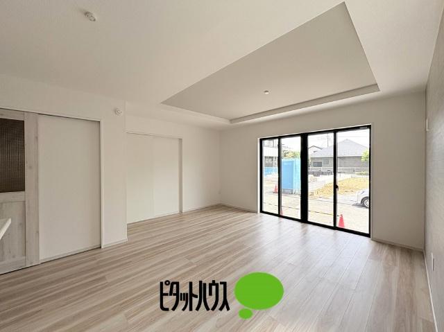 リガーレ東大和市南街13期 リビング