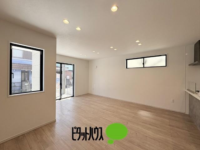 ケイアイグレイス花小金井18期 リビング