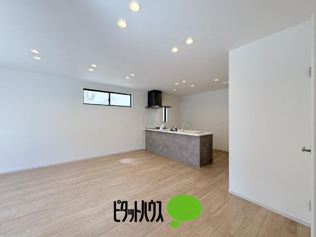 ケイアイグレイス花小金井18期 リビング