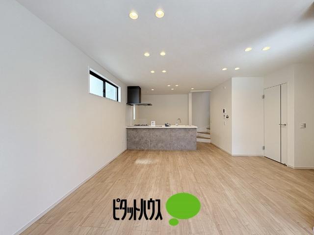 ケイアイグレイス花小金井18期 リビング