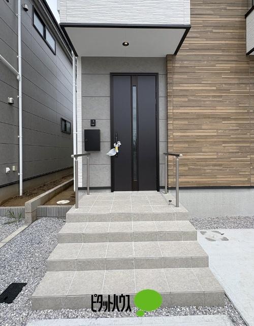 ケイアイグレイス小平市小川西町3期全4棟　7号棟 玄関