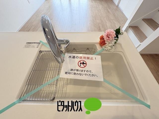ケイアイグレイ小平市小川西町3期全4棟　8号棟 キッチン