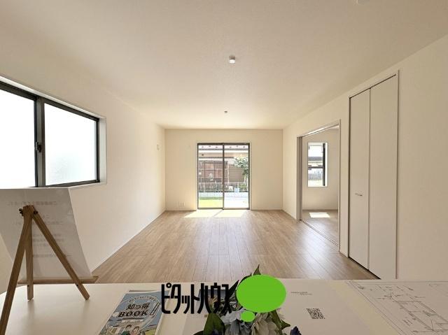 リーブルガーデン武蔵村山本町第8全2棟　1号棟 キッチン