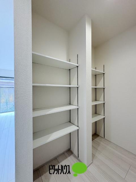 リーブルガーデン武蔵村山本町第8全2棟　2号棟 収納
