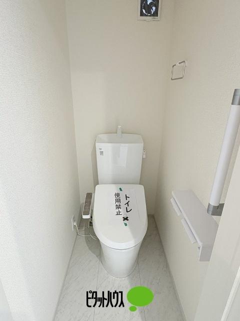 リーブルガーデン武蔵村山本町第8全2棟　2号棟 トイレ