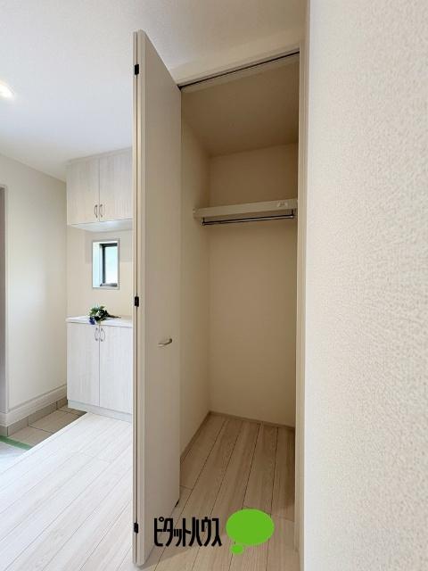 リーブルガーデン武蔵村山本町第8全2棟　2号棟 収納