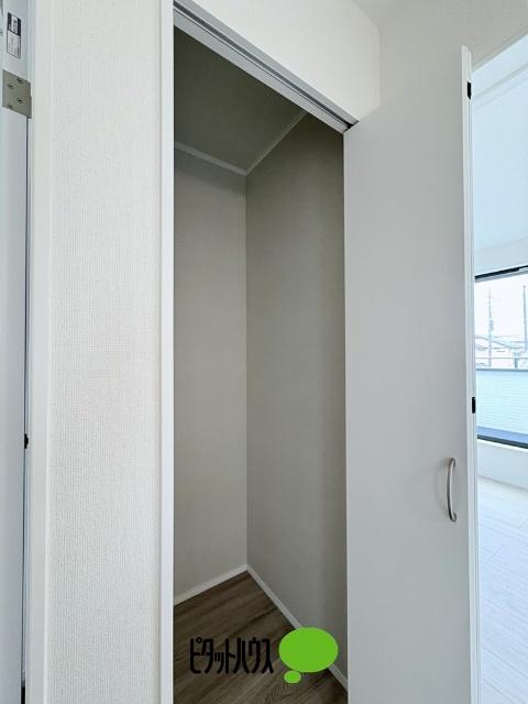 ハートフルタウン瑞穂町長岡3期全2棟　B号棟 収納