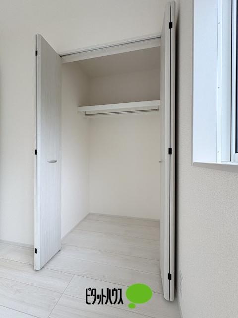 武蔵村山市中原2丁目全2棟　2号棟 収納