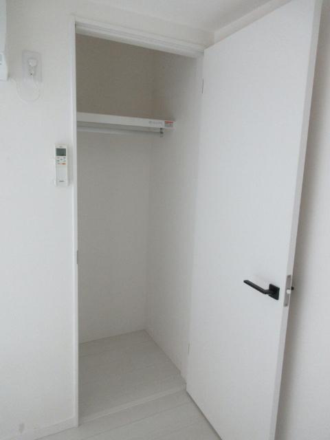 プレミア清水（106） 収納