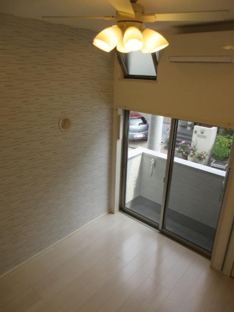 ハーモニーテラス金城町（103） リビング