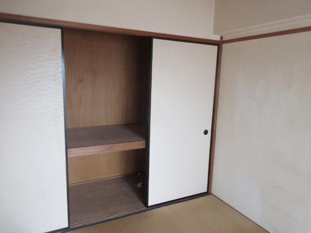 プレザント白金（303） 収納