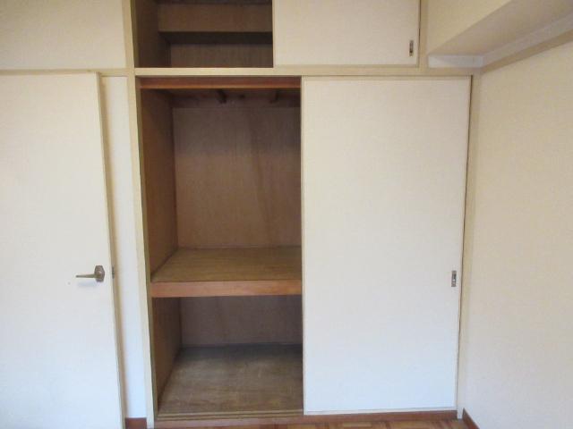 プレザント白金（303） 収納
