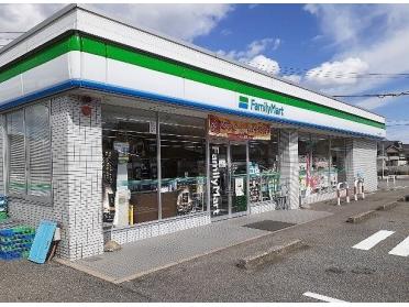 ファミリーマート下坂倉店：350m