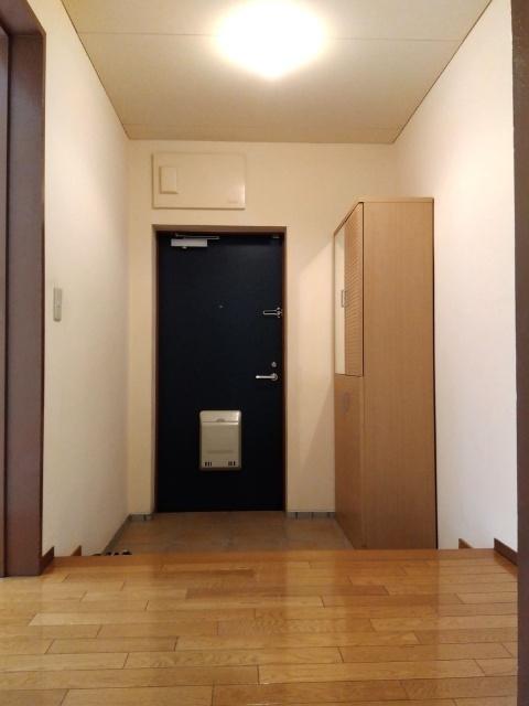 スエルテ（101） 玄関