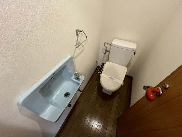 ヴィベール磯部（303） トイレ