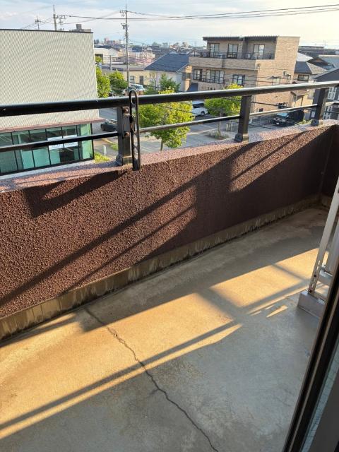 根塚町ビル（303） バルコニー