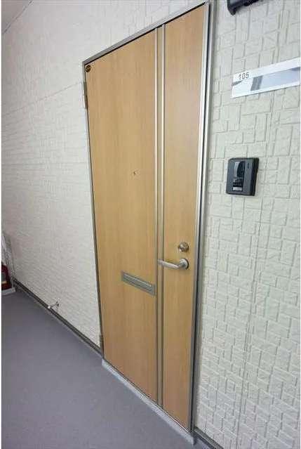 カーサフレンテ長江（105） 玄関