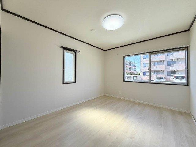 富山市新根塚町アパート その他