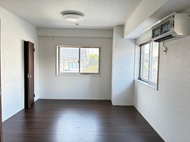 富山市星井町マンション リビング