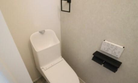 RIMOWA下轡田（108） トイレ