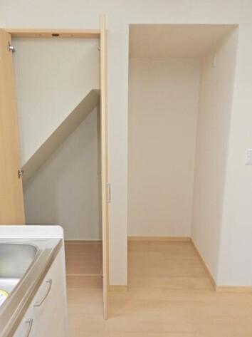 ファイン朝菜町A棟（2） リビング