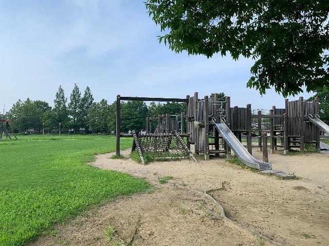 布瀬南公園：915m