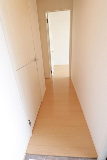 ステラ本郷（102） 玄関
