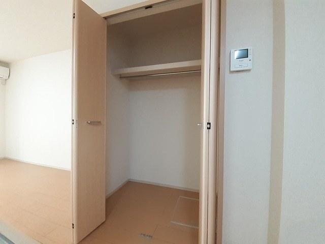 アルナージュ（102） 収納