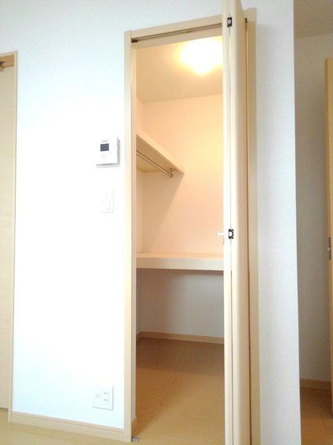 第２　レイク　ヴィレッジ（104） 収納