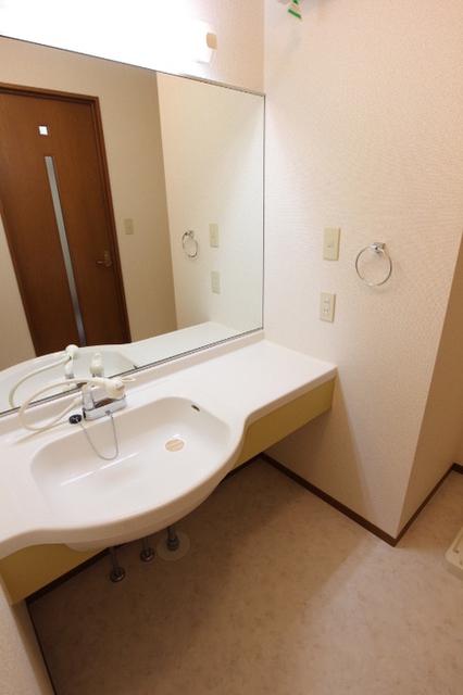 モナリエ大泉（106） 部屋画像