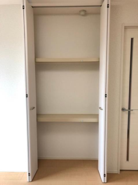 アイリス・ハイツ（303） 収納