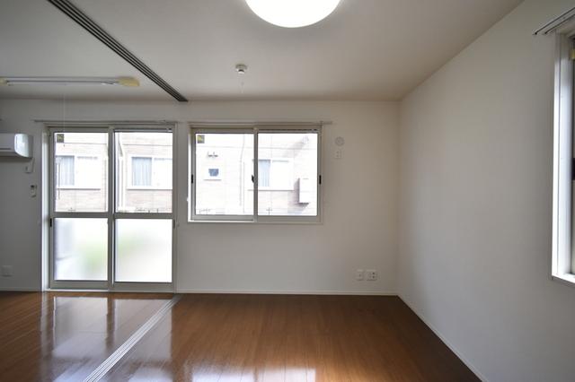 ララ（105） 部屋画像