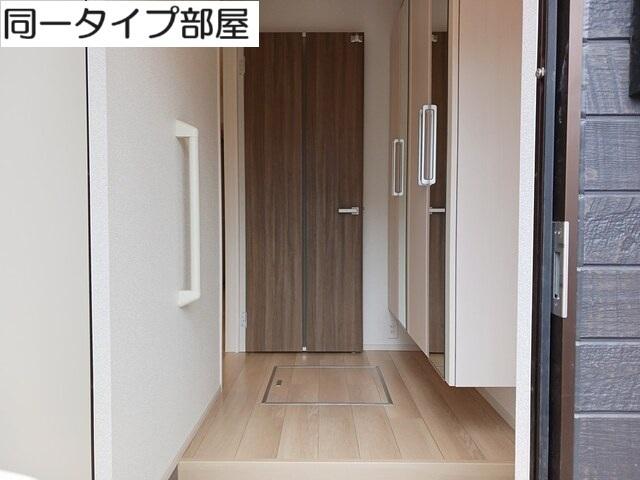 ハッピーフィールド　なのはな館（102） 玄関