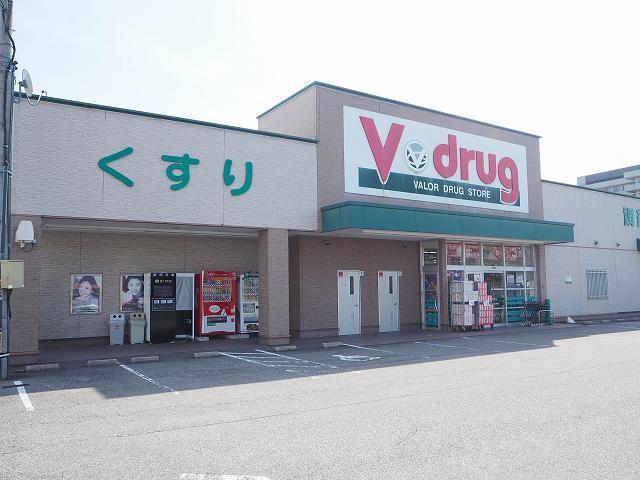 Vドラッグ富山太郎丸店：400m