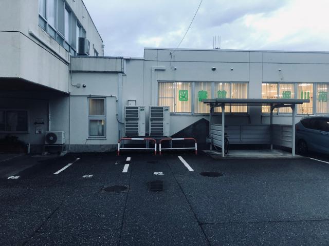 富山市立図書館堀川南分館：979m