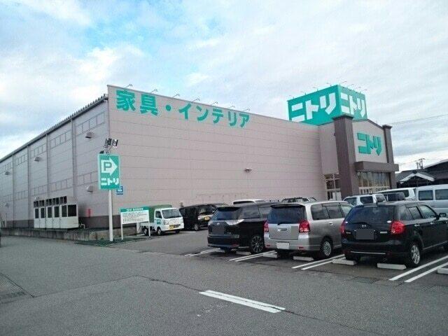 ニトリ富山店：600m