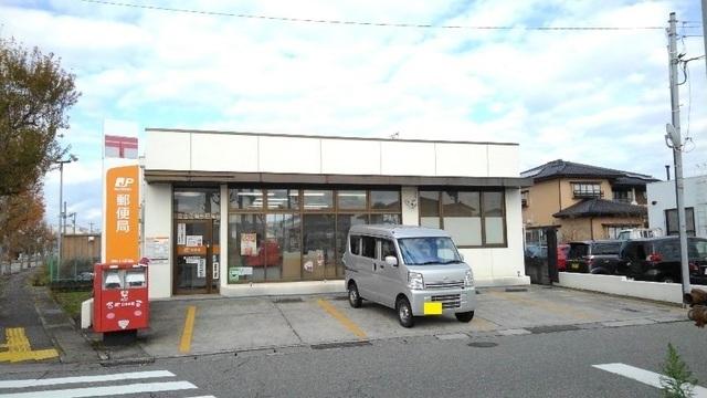 富山黒崎郵便局：1916m