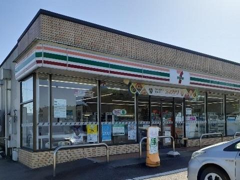 セブンイレブン古里小学校前店：550m