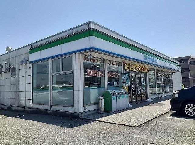 ファミリーマート金代店：600m