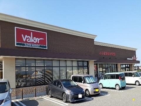 バロー北の森店：2100m