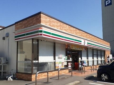 セブンイレブン富山上本町店：474m