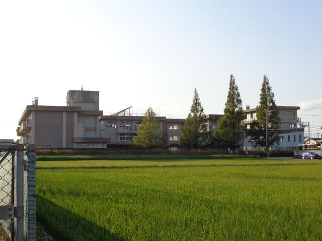 富山市立広田小学校：853m
