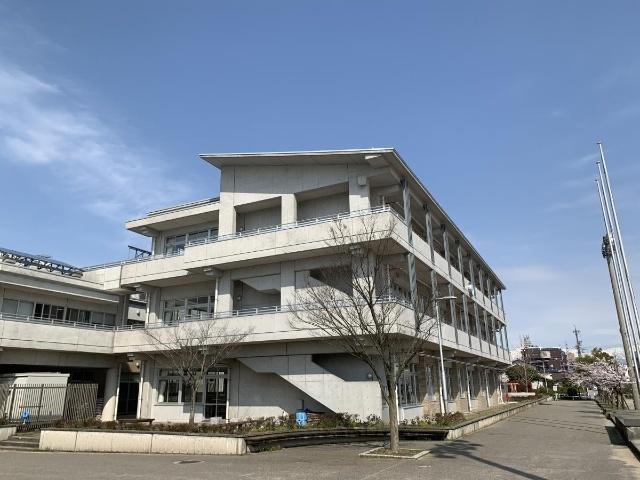 富山市立光陽小学校：1252m