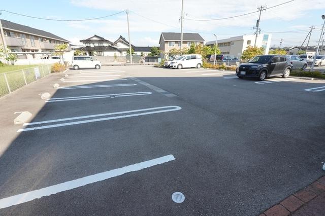 ボナールみなみ（205） 駐車場