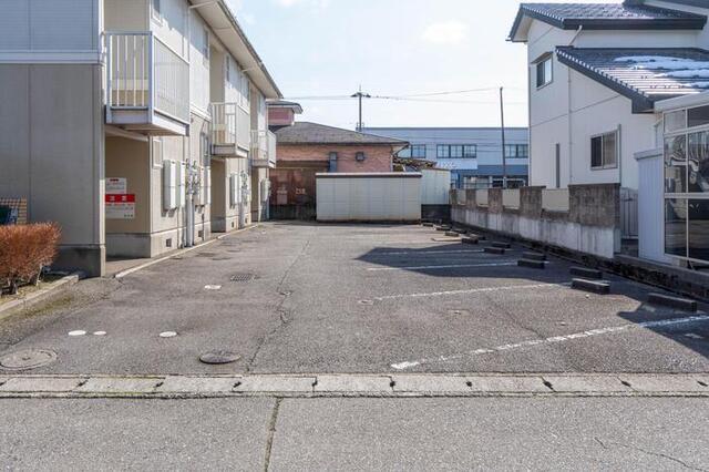 ニフティーテン（206） 駐車場