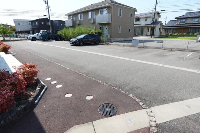 セジュール藤木（103） 駐車場